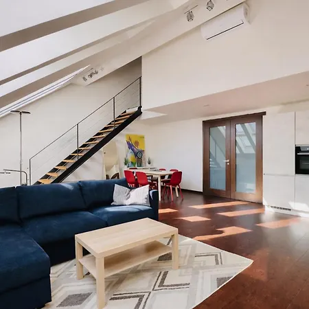 Lejlighed Loft Jecna 43, Prag