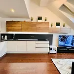 Loft Jecna 43, * Prag