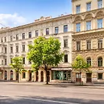 Loft Jecna 43, * Prag