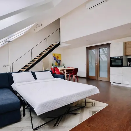 Loft Jecna 43, Apartament