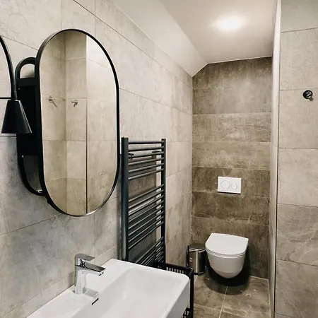 Loft Jecna 43, Πράγα