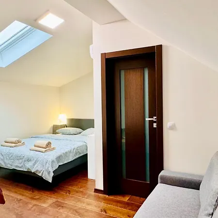 Loft Jecna 43, * 프라하